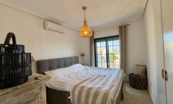 Resale - Villa * - Orihuela Costa - Los Dolses