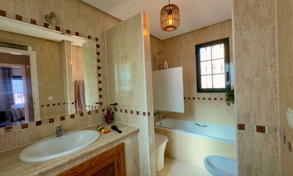 Resale - Villa * - Orihuela Costa - Los Dolses