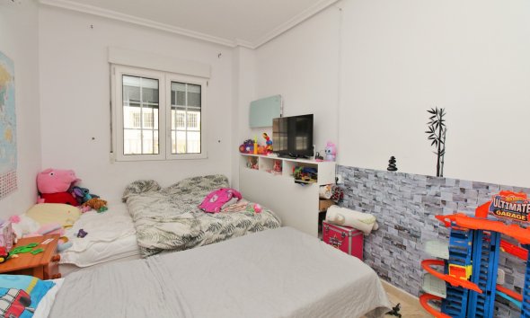 Resale - Terraced house / Townhouse - Orihuela Costa - Los Dolses