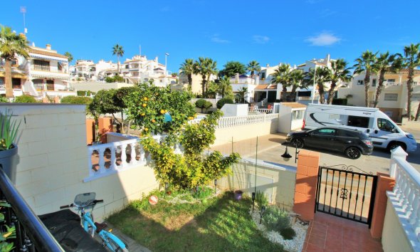 Resale - Terraced house / Townhouse - Orihuela Costa - Los Dolses