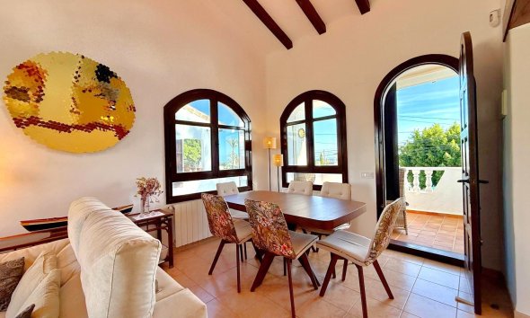 Resale - Villa - Orihuela Costa - Villamartín