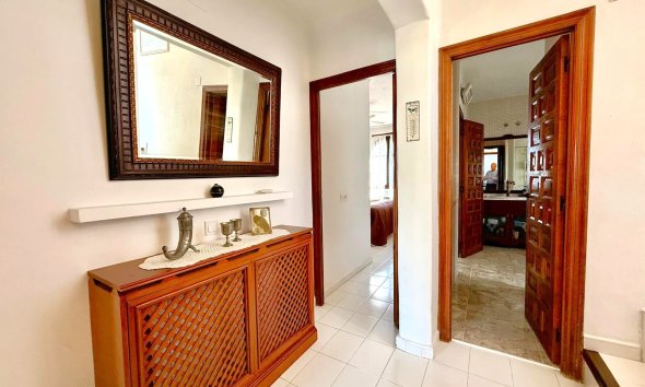 Resale - Villa - Orihuela Costa - Villamartín