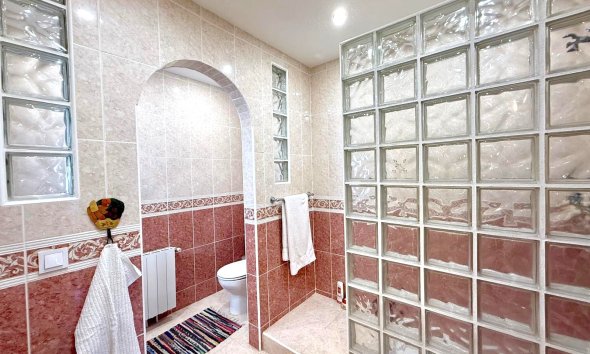 Resale - Villa - Orihuela Costa - Villamartín