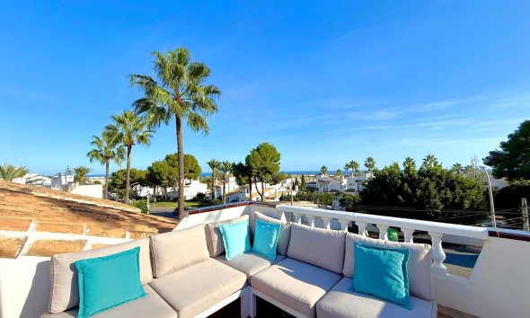 Resale - Villa - Orihuela Costa - Villamartín