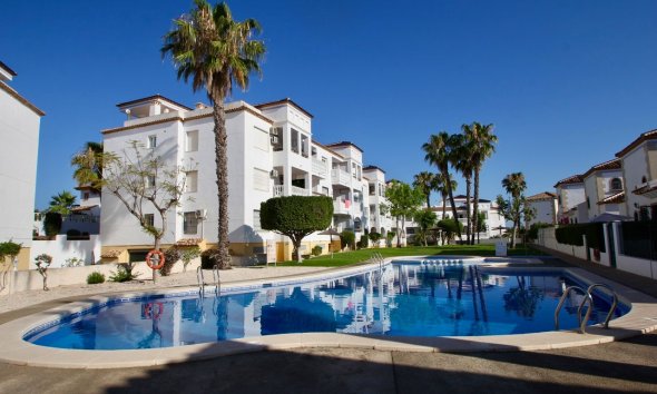 Resale - Apartment - Orihuela Costa - Villamartín