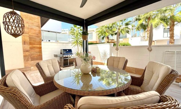 Resale - Villa - Orihuela Costa - Lomas De Cabo Roig