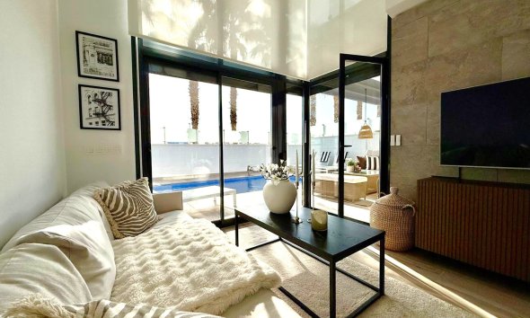 Resale - Villa - Orihuela Costa - Lomas De Cabo Roig