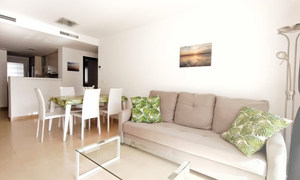 Resale - Apartment - Orihuela Costa - Villamartín