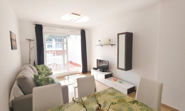 Resale - Apartment - Orihuela Costa - Villamartín