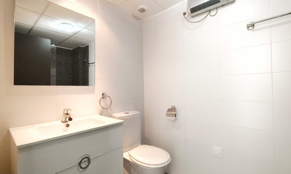 Resale - Apartment - Orihuela Costa - Villamartín