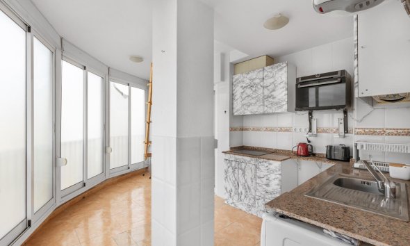 Resale - Apartment - Torrevieja - Playa del cura