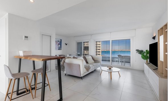 Resale - Apartment - Torrevieja - Punta Prima