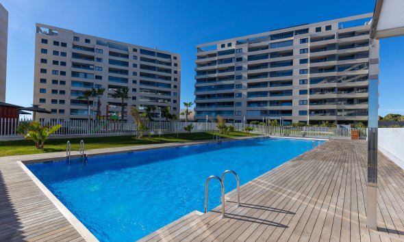 Resale - Apartment - Torrevieja - Punta Prima