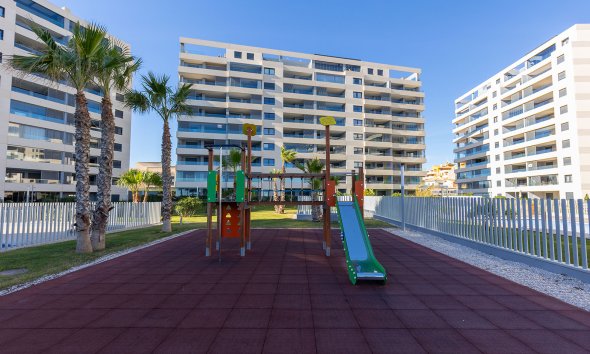 Resale - Apartment - Torrevieja - Punta Prima