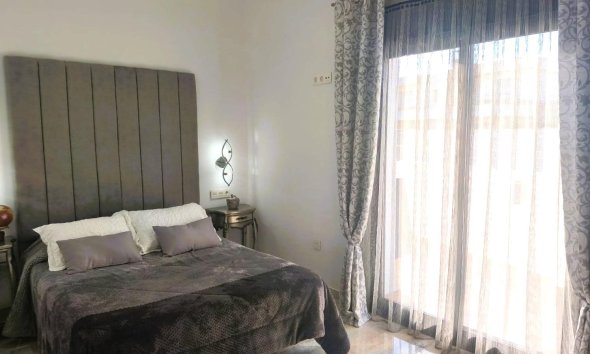 Resale - Villa - Pilar de la Horadada - Torre De La Horadada