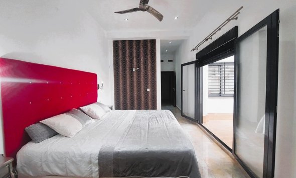 Resale - Villa - Pilar de la Horadada - Torre De La Horadada