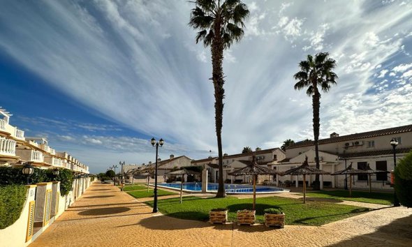 Resale - Apartment - Orihuela Costa - Agua Marina