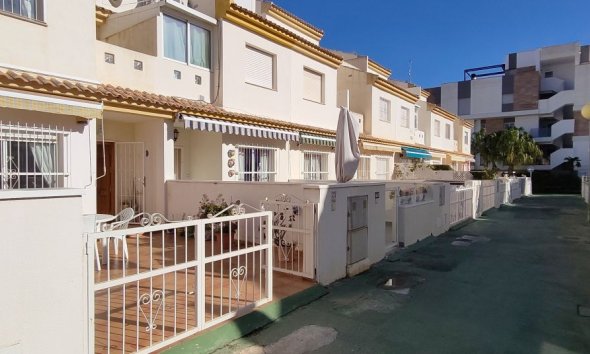 Resale - Terraced house / Townhouse - Orihuela Costa - Cabo Roig