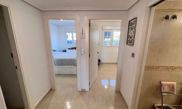 Resale - Apartment - Guardamar del Segura - El Raso