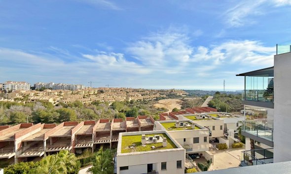 Resale - Apartment - Orihuela Costa - Campoamor