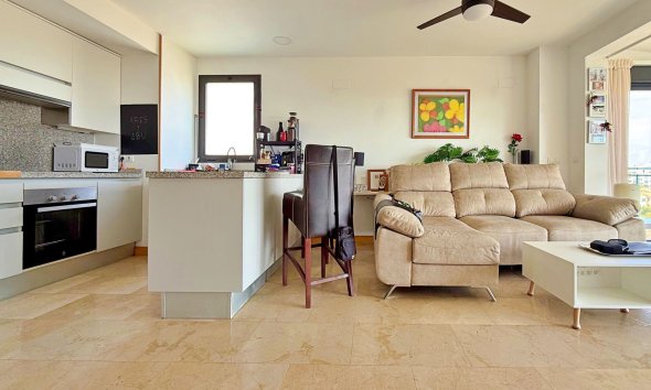 Resale - Apartment - Orihuela Costa - Campoamor