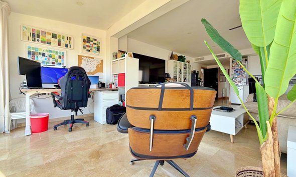 Resale - Apartment - Orihuela Costa - Campoamor