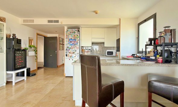 Resale - Apartment - Orihuela Costa - Campoamor