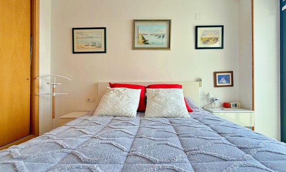 Resale - Apartment - Orihuela Costa - Campoamor