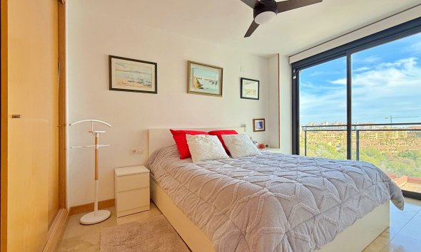 Resale - Apartment - Orihuela Costa - Campoamor