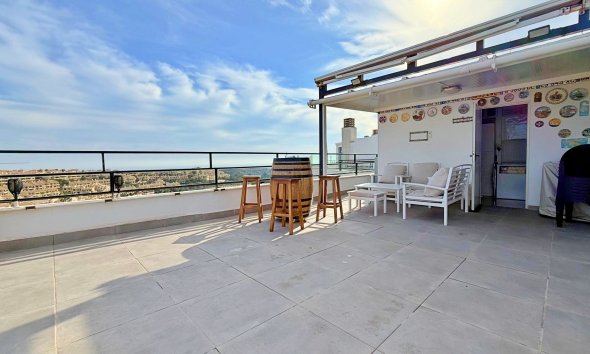 Resale - Apartment - Orihuela Costa - Campoamor