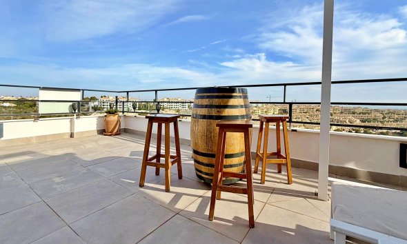 Resale - Apartment - Orihuela Costa - Campoamor