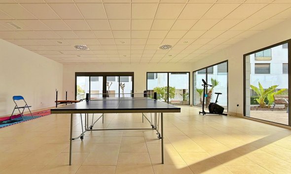 Resale - Apartment - Orihuela Costa - Campoamor