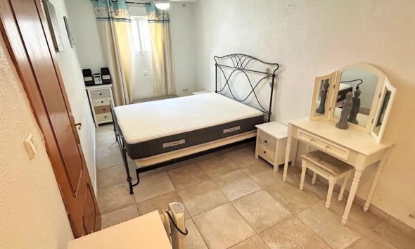 Resale - Terraced house / Townhouse - Orihuela Costa - Villamartín