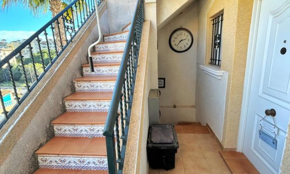 Resale - Terraced house / Townhouse - Orihuela Costa - Villamartín