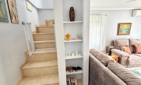 Resale - Terraced house / Townhouse - Orihuela Costa - Villamartín