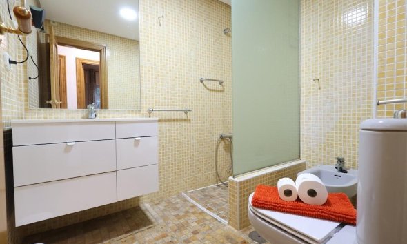 Resale - Bungalow - Orihuela Costa - Campoamor