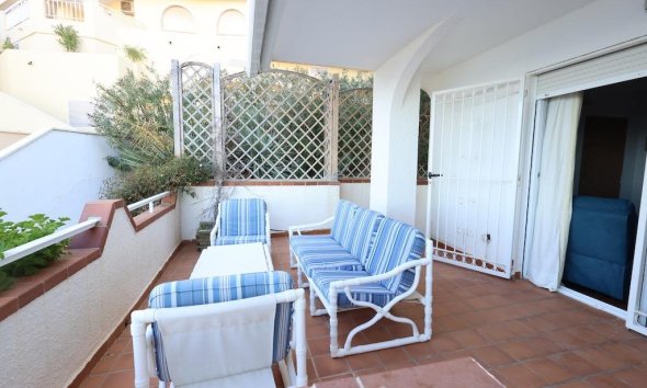 Resale - Bungalow - Orihuela Costa - Campoamor
