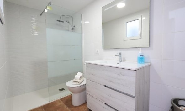 Resale - Bungalow - Orihuela Costa - Campoamor