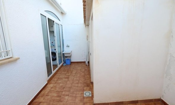 Resale - Bungalow - Orihuela Costa - Campoamor