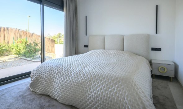 Resale - Villa - Orihuela Costa - Las Colinas Golf Resort