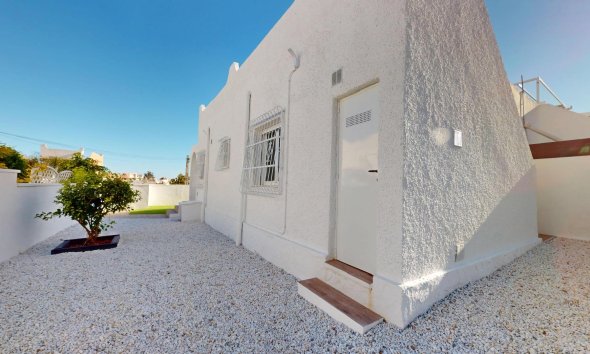 Resale - Bungalow - San Miguel de Salinas - BLUE LAGOON