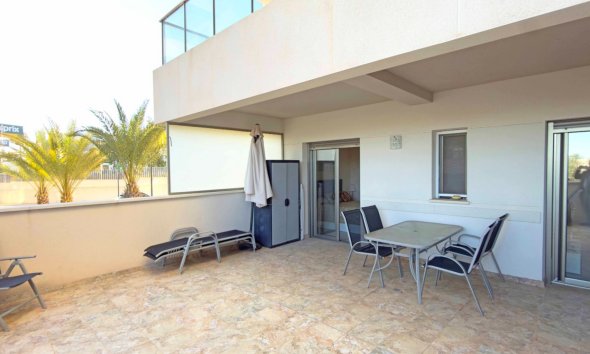 Resale - Apartment - Orihuela Costa - Los Dolses