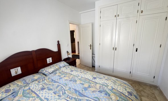 Resale - Villa - Las Ramblas Golf