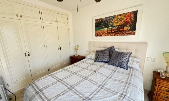 Resale - Villa - Las Ramblas Golf