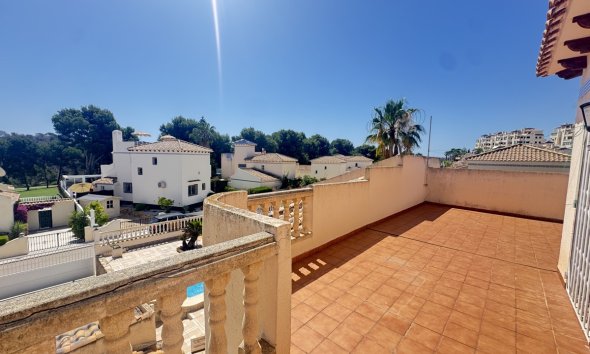 Resale - Villa - Las Ramblas Golf