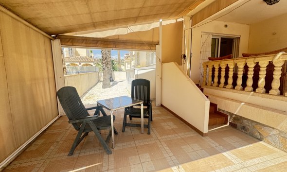 Resale - Villa - Las Ramblas Golf