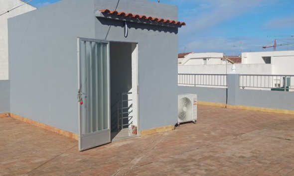 Resale - Terraced house / Townhouse - San Pedro del Pinatar - Los Antolinos