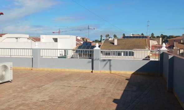Resale - Terraced house / Townhouse - San Pedro del Pinatar - Los Antolinos