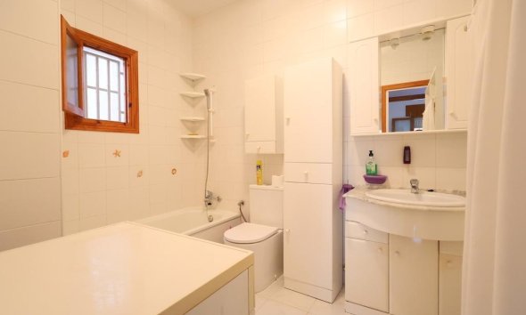 Resale - Terraced house / Townhouse - Orihuela Costa - La Florida