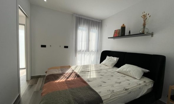 Reventa - Villa - Torrevieja - Los Balcones